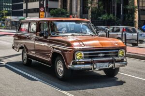 Chevrolet_car_in_Avenida_Paulista