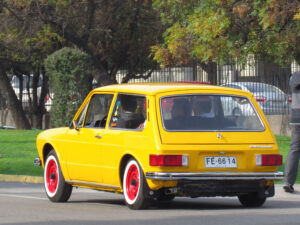 Volkswagen_Brasilia_1600_1977_(14413447578)