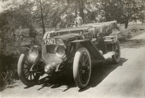 florence-lawrence-dirigindo-um-lozier-open-touring-1912-wisconsin-center-for-film-and-theater-research